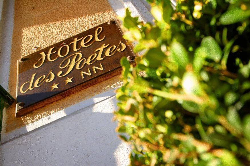 Hotel Des Poetes Avec Parking Sur Reservation Beziers Bagian luar foto