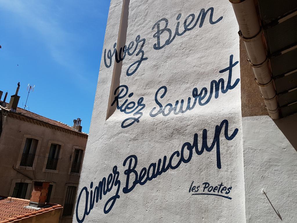 Hotel Des Poetes Avec Parking Sur Reservation Beziers Bagian luar foto