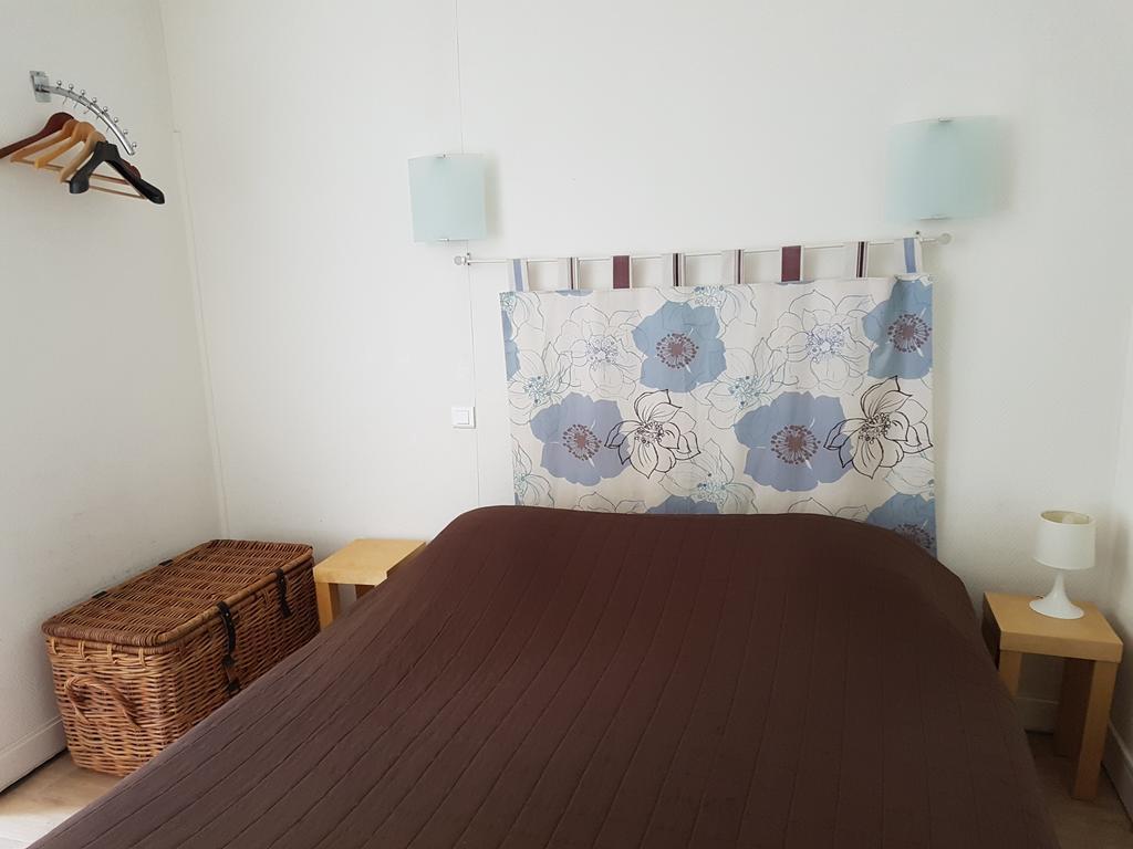 Hotel Des Poetes Avec Parking Sur Reservation Beziers Bagian luar foto